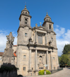 Front of Igrexa de San Francisco