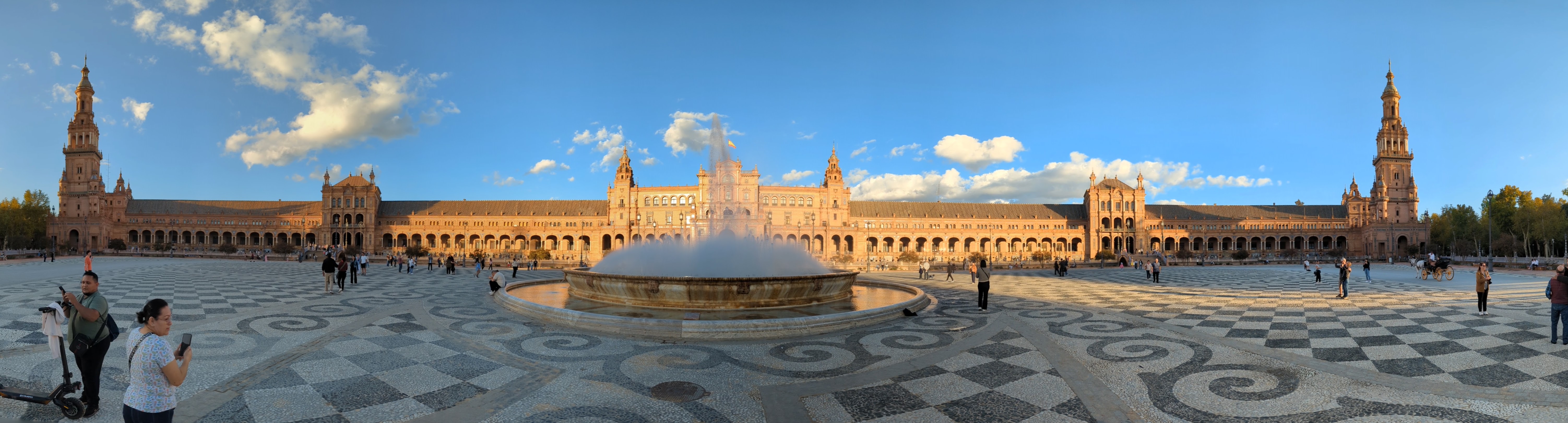 Plaza de España in evening light