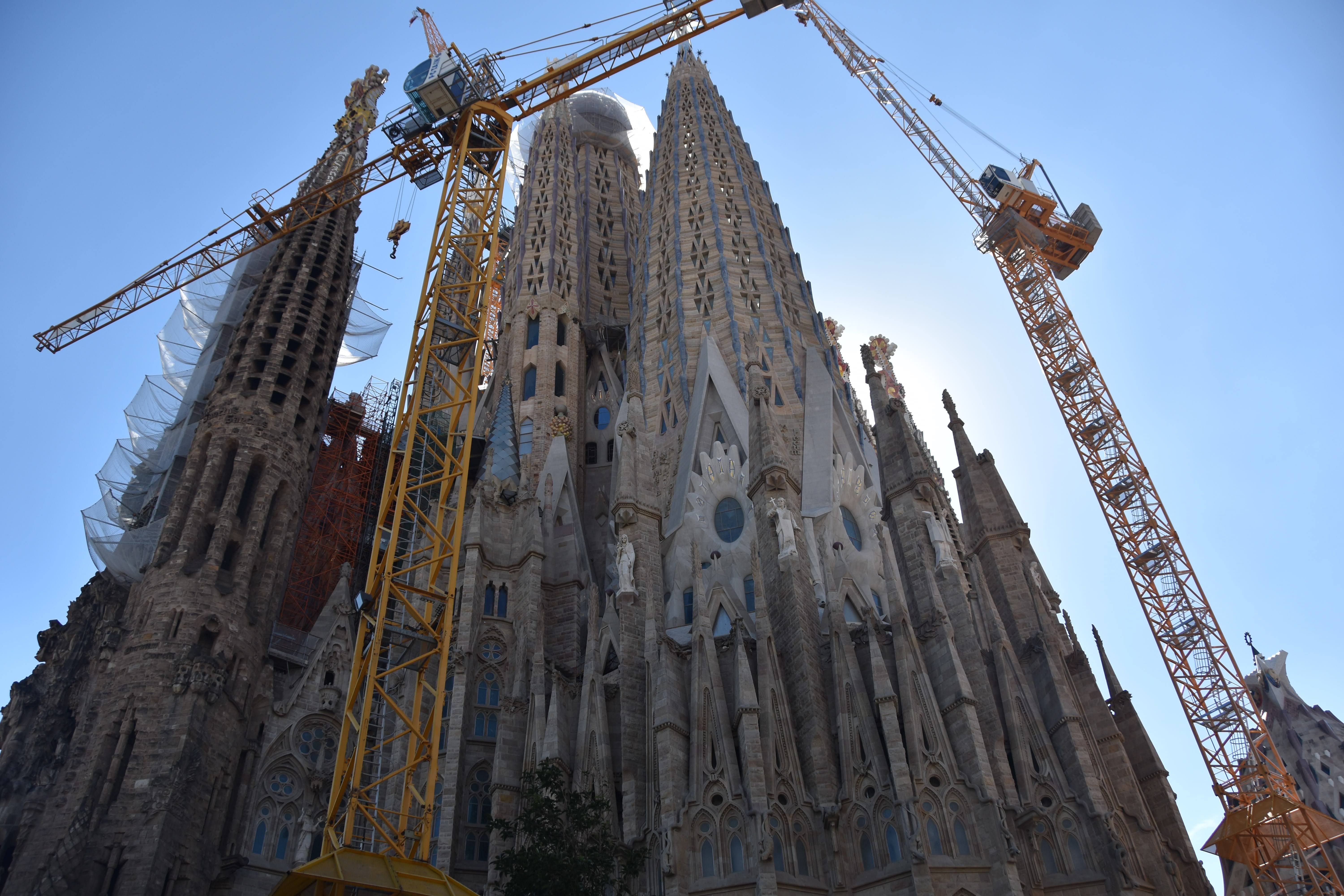 Exterion, Sagrada Familia