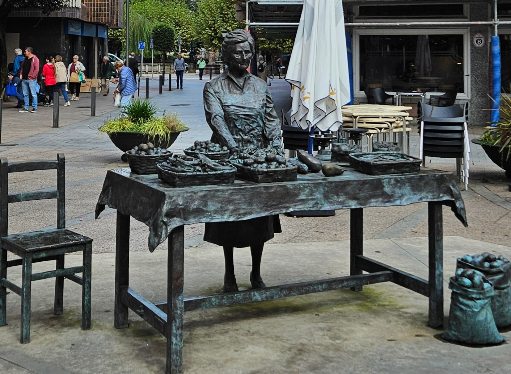 Guernica Market lady sculpture