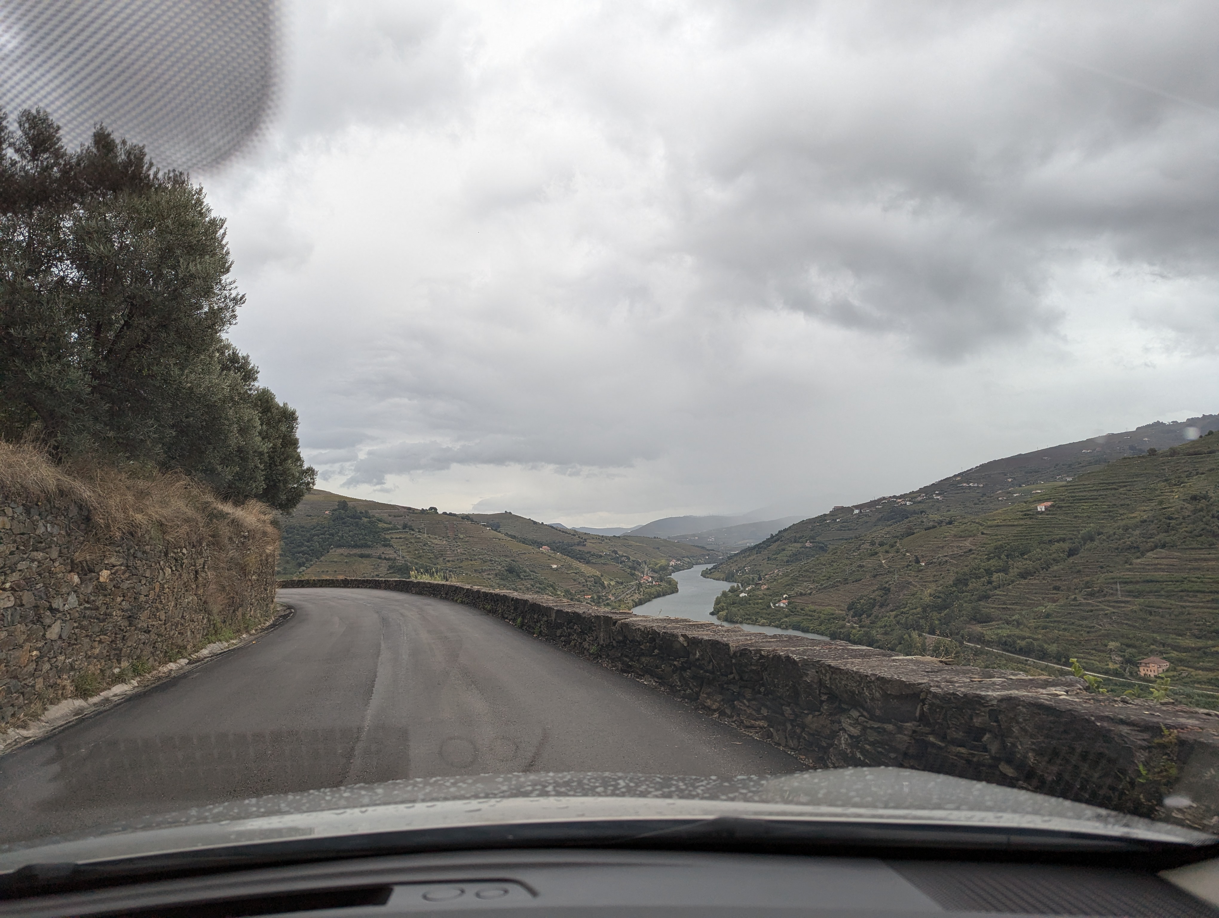 The drive up the Douro Valley