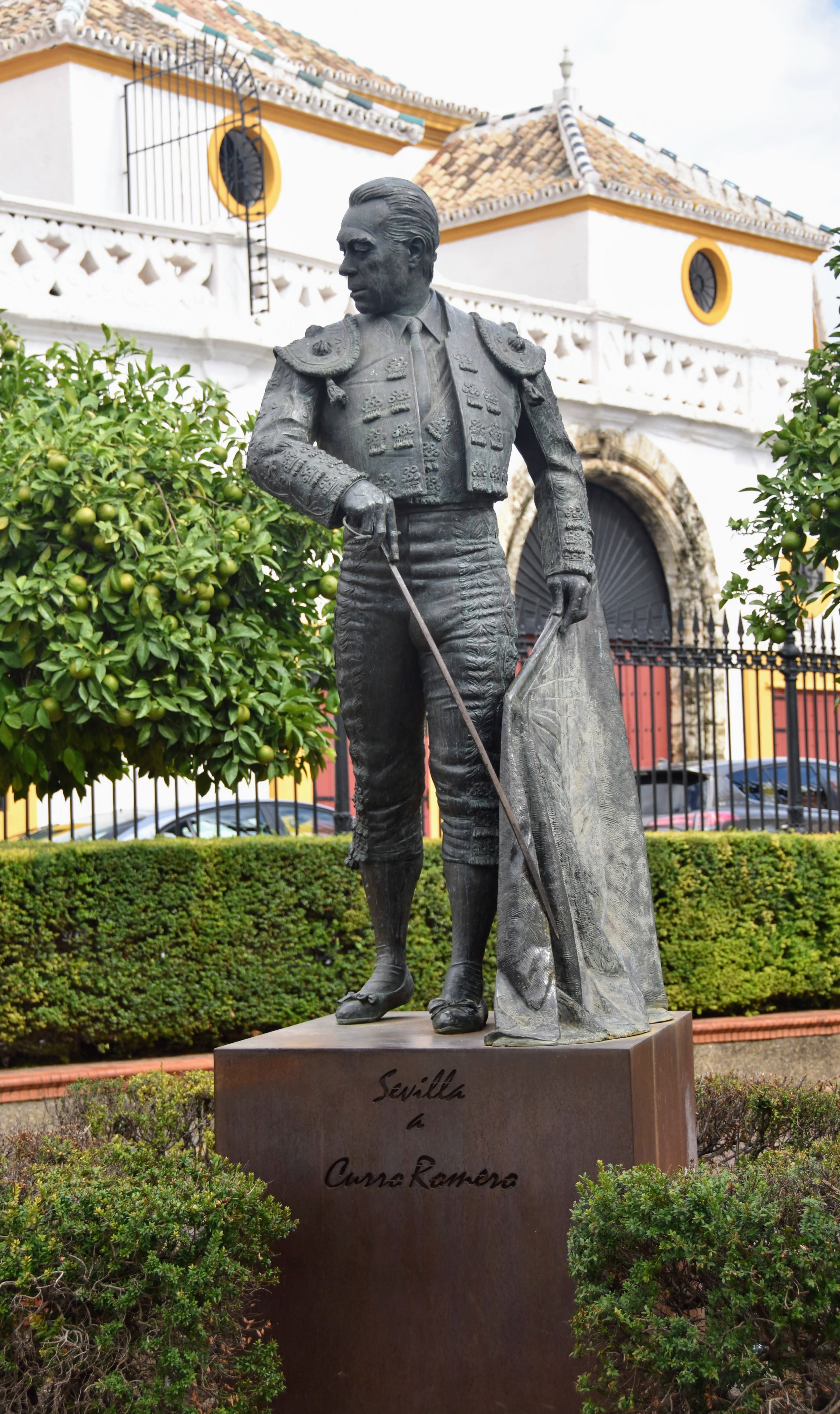 Statue of Curro Romero