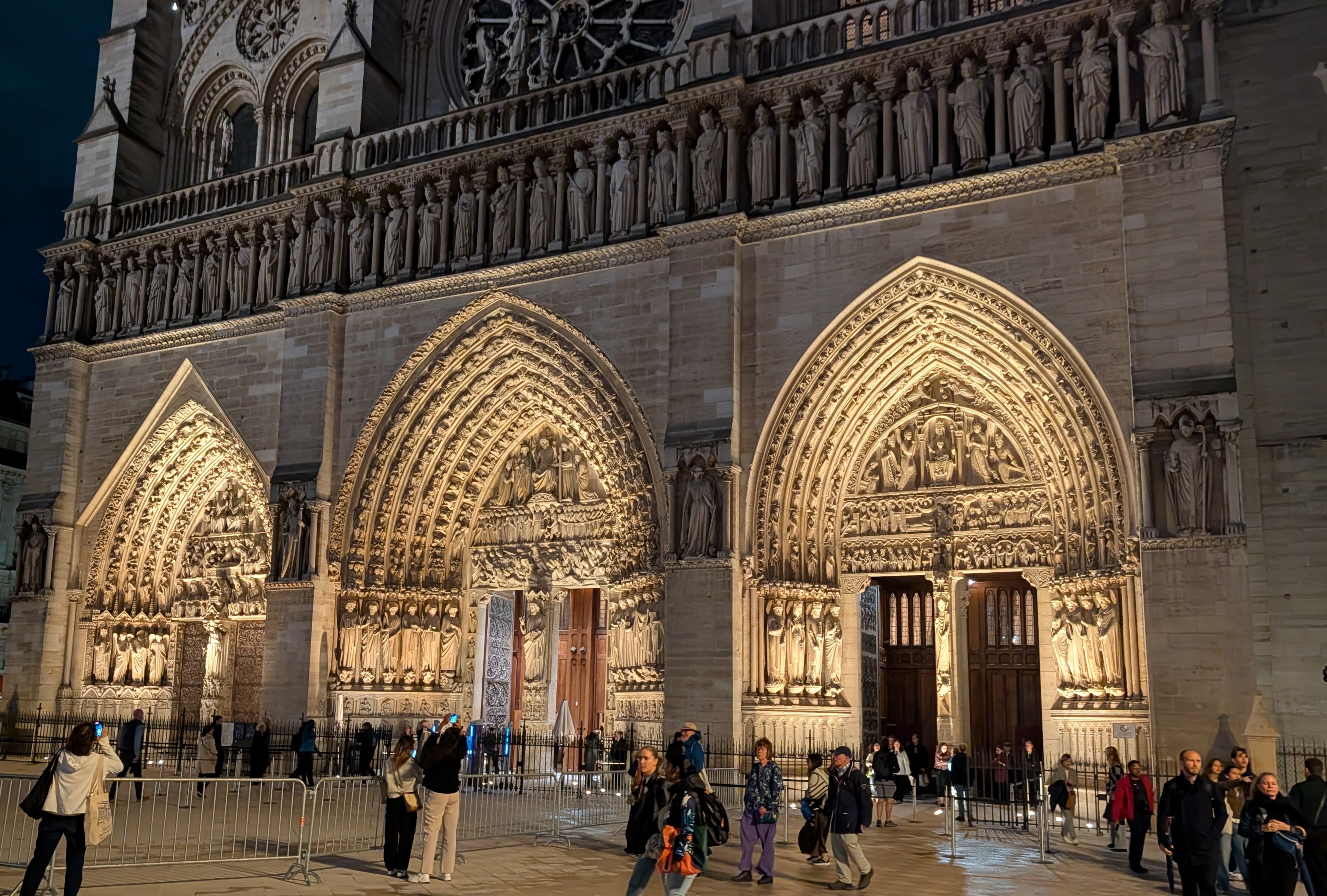 Notre Dame Cathedral entry