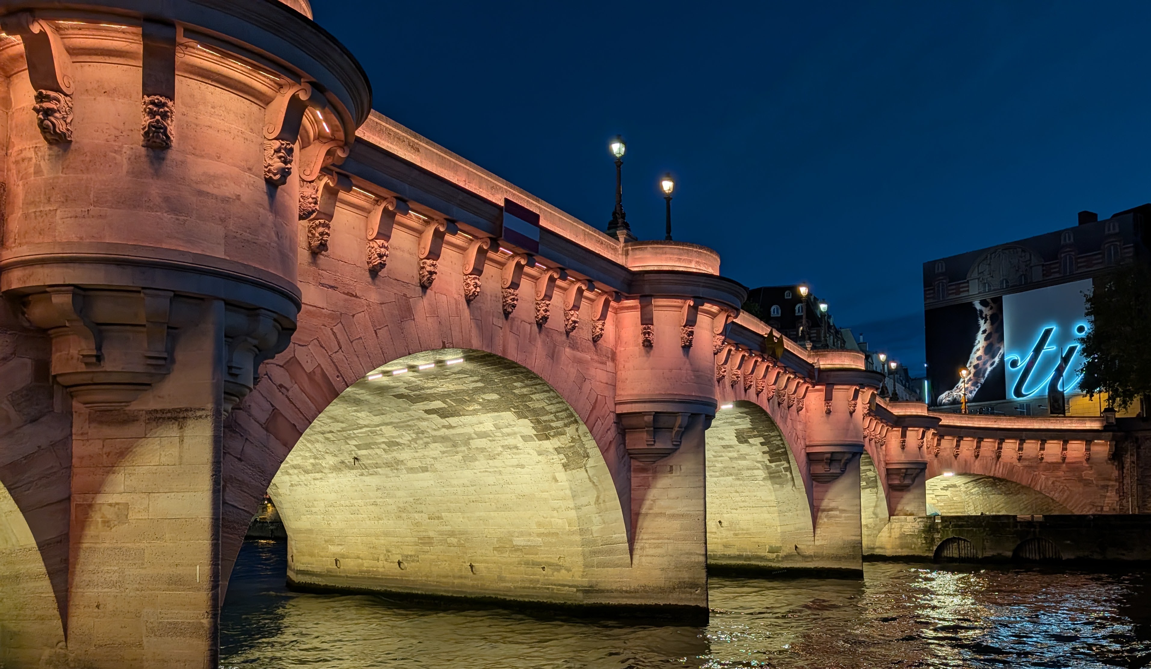 Pont Neuf by twilight